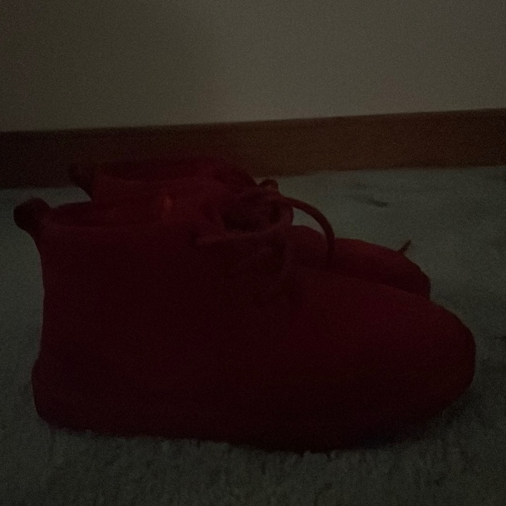 Bergeny ugg boots size 6 worn 3 times